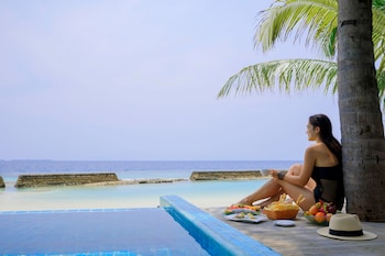 Centara Grand Island Resort And Spa Maldives