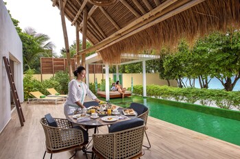 Emerald Maldives Resort And Spa - Platinum All Inclusive