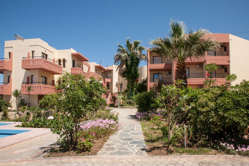 Ekavi Apartments