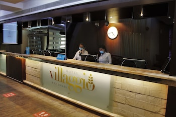 One To One Hotel - The Village