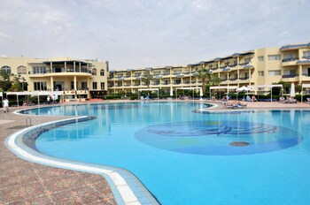 Aa Grand Oasis Resort
