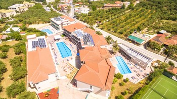 Karras Grande Resort