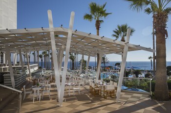 Leonardo Plaza Cypria Maris Beach Hotel And Spa