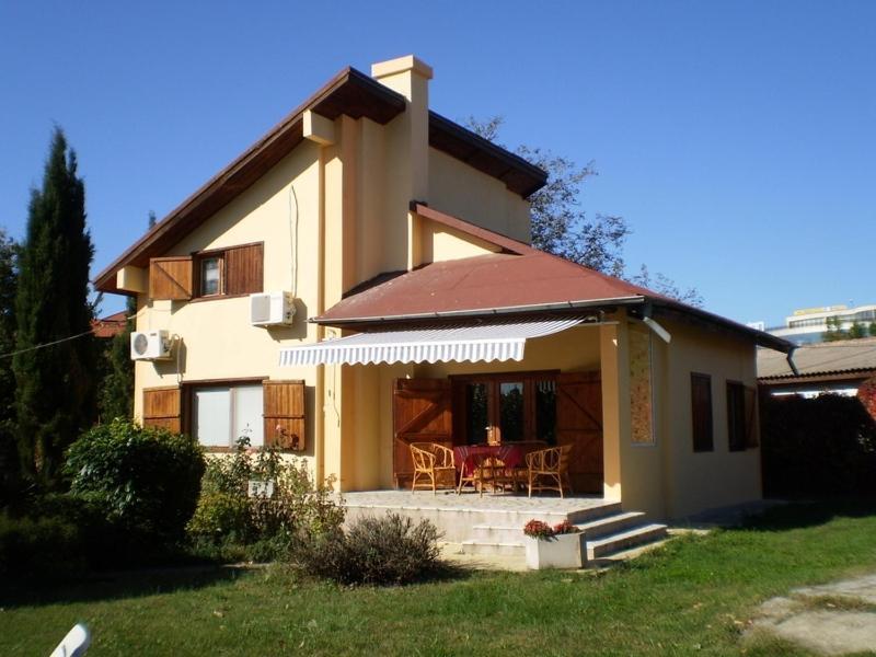 Villa Bini Holiday Home