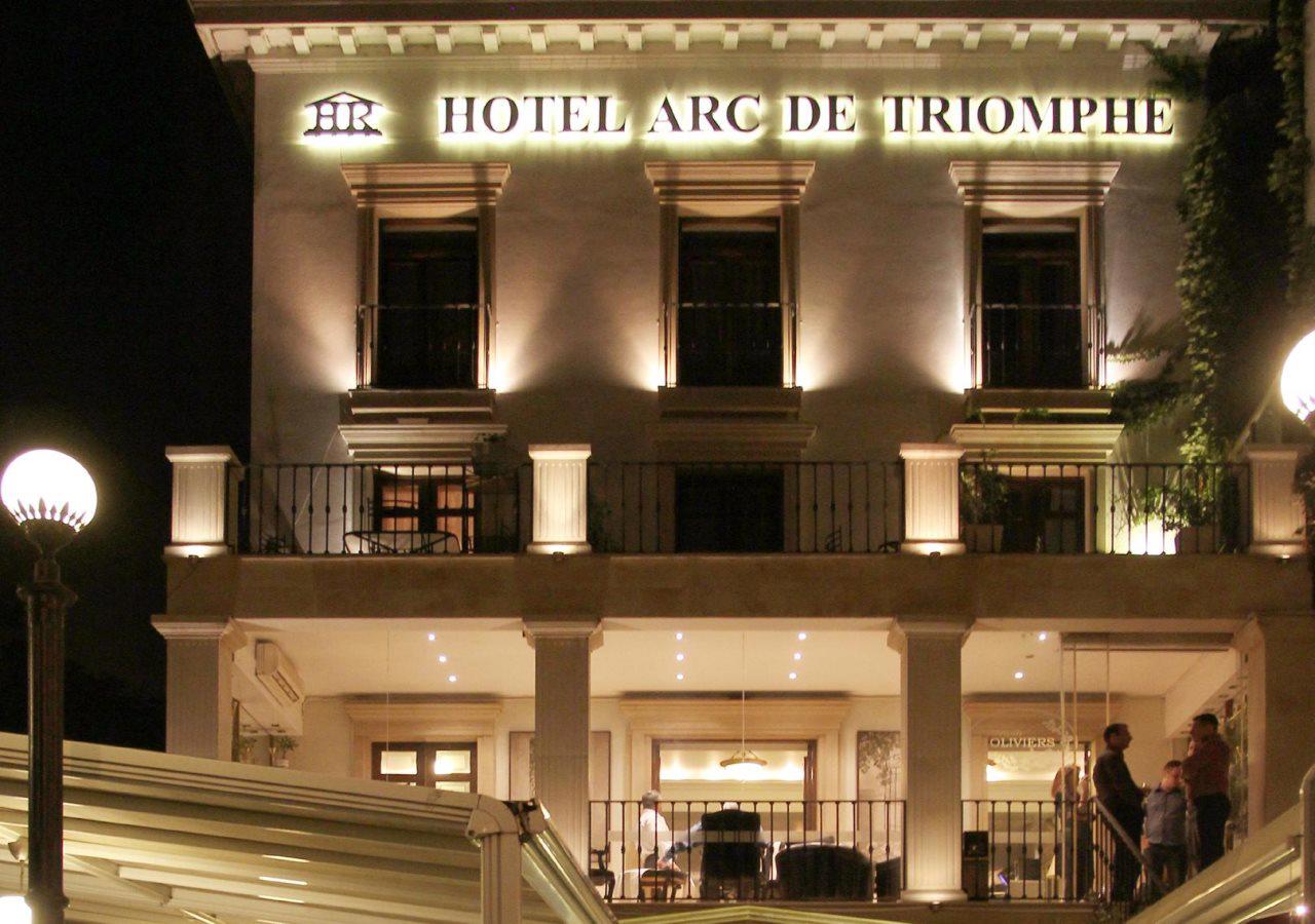 Hotel Arc de Triomphe