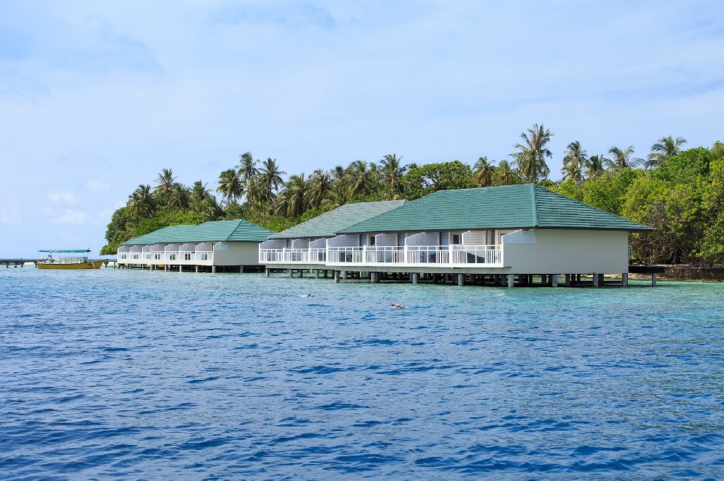 Embudu Village Resort