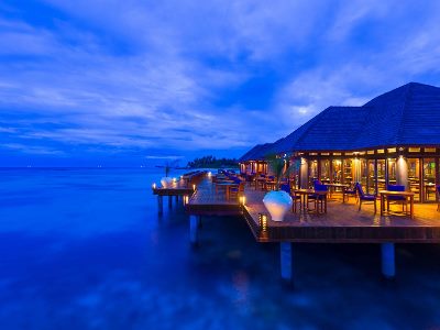 OLHUVELI BEACH  SPA MALDIVES