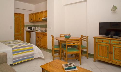 Ourabay Hotel Apartment
