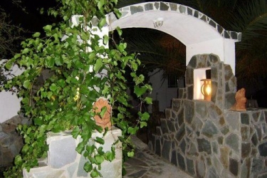 Skiathos Young GuestHouse