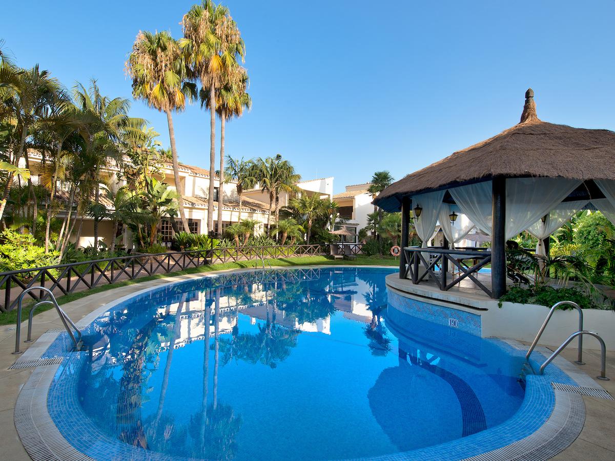 BLUEBAY BANUS HOTEL (Costa del Sol)