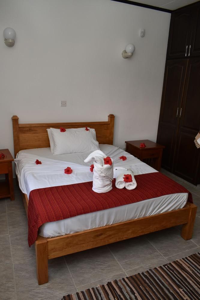 Zeph Selfcatering