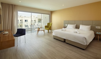 Melpo Antia Luxury Apartments & Suites