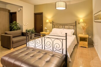 Marini Luxury Apartments And Suites