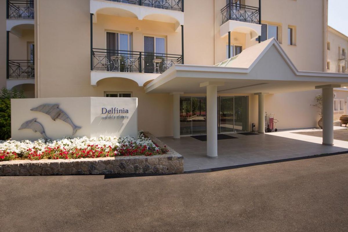 DELFINIA HOTEL