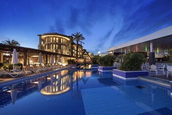 Xanthe Resort & Spa