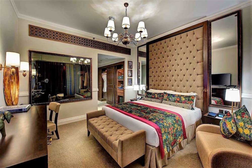 DUKES THE PALM, A ROYAL HIDEAWAY HOTEL 5 *